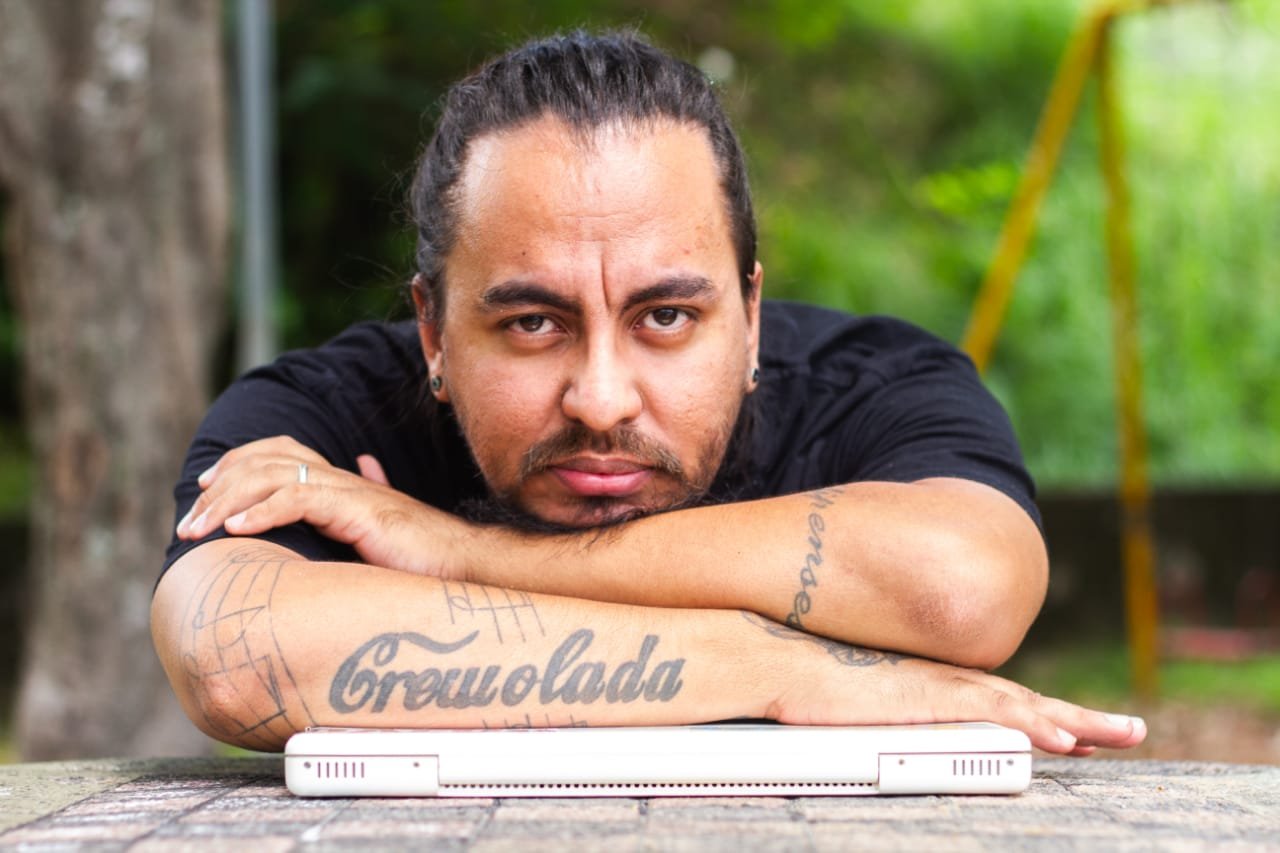 Diego Carreiro, o Dee, fundador da Deegitalizando